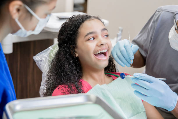 Best Emergency Dental Services for Seniors in Scottville, MI